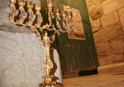 مفتي فلسطين يدين محاولات إدخال الشمعدان الإسرائيلي إلى الأقصى