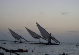 إغلاق ميناء البرلس أمام حركة مراكب الصيد لسوء الأحوال الجوية