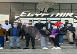 مصرللطيران تنظم جولة تعريفية لطلبة كلية الإعلام