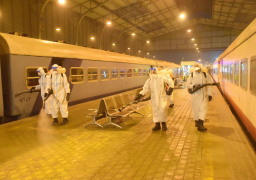 القوات المسلحة تبدأ عمليات التطهير والتعقيم للمناطق والمنشأت الخدمية