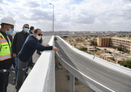 السيسي يتفقد مشروع تطوير منطقة مصر القديمة والسيدة عائشة ومحورالحضارات