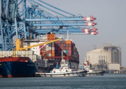 تداول 16 سفينة بموانئ بورسعيد خلال 24 ساعة