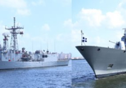 القوات البحرية المصرية واليونانية تنفذان تدريبا بحريا عابرا