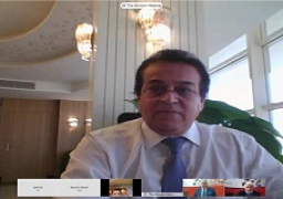 “عبد الغفار “يناقش سبل دعم النشاط الرياضى بالجامعات