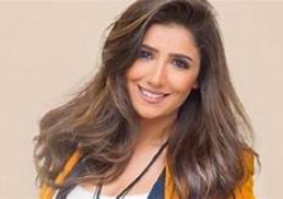 مي عمر في كواليس تصوير مسلسل لؤلؤ