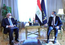 وزيرالاتصالات يبحث مع سفير إيطاليا التعاون بمجال التحول الرقمى والبريد