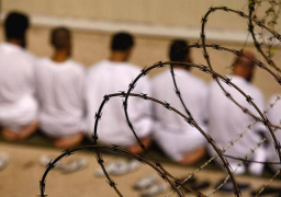البنتاجون يوقف خطة إعطاء لقاح كورونا لمعتقلي جوانتانامو