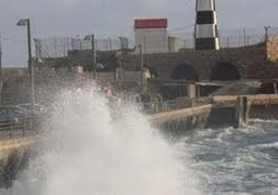 إغلاق بوغازي الإسكندرية والدخيلة لسوء الأحوال الجوية
