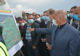 صور..وزير النقل يتابع مشروع إنشاء إزدواج طريق كفر الشيخ / دسوق