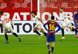 إشبيلية وبرشلونة.. قمة في الدوري الإسباني وبروفة لمباراة كأس الملك