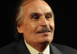 وزيرة الثقافة ناعية عزت العلايلى: له مواقف وطنية تعد نموذجا للإخلاص