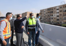 الرئيس السيسي يتفقد أعمال تطوير الطرق والمحاور بشرق القاهرة