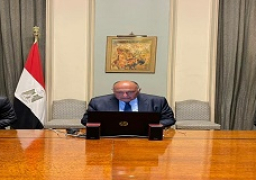 وزير الخارجية يبحث هاتفيا دفع علاقات التعاون مع نظيره البرتغالي