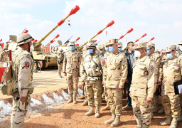 رئيس الاركان يشهد تنفيذ المرحلة الرئيسية للمشروع الإستراتيجى “أحمس 3”