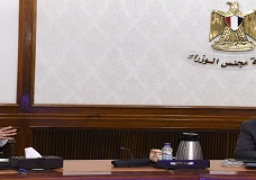 مدبولي يستعرض الموقف التنفيذي لمكونات القطاع الصحي بمبادرة حيا كريمة