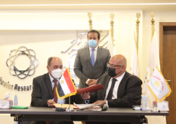 عبد الغفار يشهد توقيع بروتوكول بين معهدى “بحوث الإلكترونيات و”شنغهاى”