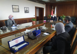 عبد العاطى: آلية جديدة لمراقبة رطوبة التربة وتشغيل ماكينة الرى عن بُعد