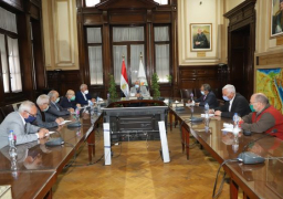 وزير الزراعة يبحث مع “أكساد” تنفيذ بعض المشروعات التنموية في محافظة مطروح 