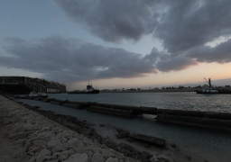 بالصور : الفريق أسامة ربيع: وصول القاطرتين الجديدتين للمشاركة في مناورات شد السفينة الجانحة