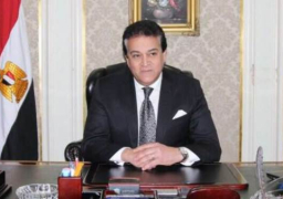 الدكتور خالد عبد الغفار وزير التعليم العالى يترأس اجتماع المجلس الأعلى للجامعات الدورى لمتابعة انطلاق الفصل الدراسى الثانى بالجامعات وتطبيق منظومة التعليم الهجين .