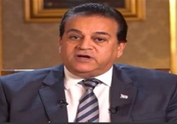 وزير التعليم العالي يحيل واقعة امتحان كلية الحقوق بسوهاج للتحقيق