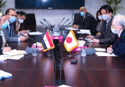 وزيرة البيئة تلتقى السفير الياباني بالقاهرة وبحث جهود الوزارة فى الحد من استخدام الاكياس البلاستيكية احادية الاستخدام