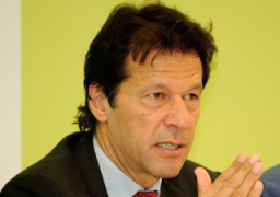 إصابة رئيس وزراء باكستان عمران خان بفيروس كورونا