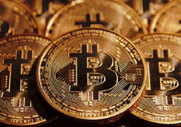 البنك المركزي يؤكد حظر إصدار العملات المشفرة أو الاتجار فيها أو الترويج لها في مصر