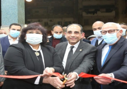 وزيرة الثقافة ومحافظ بورسعيد يعيدان افتتاح سينما مصر بعد تطويرها