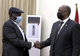 السودان: البرهان يوقع مع الحلو اتفاقا لإعلان المبادئ في جوبا