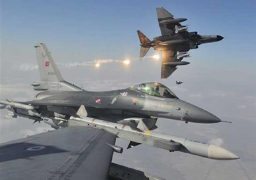 الطيران التركي يستهدف منطقة كردية في الرقة شمال سوريا