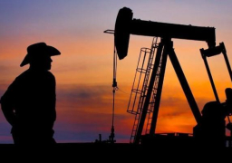 ارتفاع أسعار النفط بعد بيانات مخزونات الخام الأمريكية