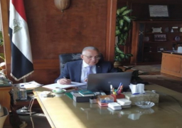 وزير الموارد المائية والري يبحث مع البنك الدولي سبل التحول إلى نظم الري الحديث