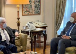 بالصور : سامح شكرى يبحث مع المبعوث الأممى الخاص لليمن سبل دعم جهود التوصل لحل سياسى