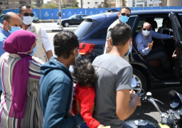 الرئيس يتفقد الاعمال الانشائية لتطويرعدد من الطرق بمنطقة شرق القاهرة
