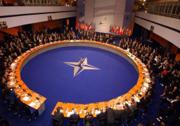 حلف الناتو يتضامن مع واشنطن في فرض عقوبات على موسكو