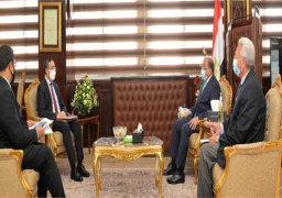 وزير التنمية المحلية يبحث مع سفير الهند مجالات التعاون بين الجانبين