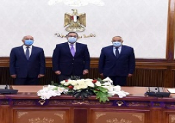 مدبولي يشهد توقيع اتفاقية بين وزارة النقل والهيئة العربية للتصنيع