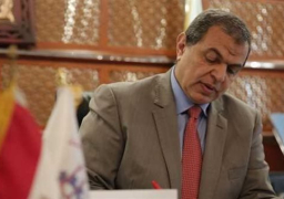 وزير القوي العاملة يتابع حريق مصنع لإنتاج اللحوم في بورسعيد