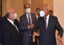 أكد الأمين العام للجامعة العربية أحمد أبو الغيط أن الجامعة تدعم العراق بكل تطلعاته ،مشيراً الى أن الجامعة ستستضيف القيادة العراقية قريباً.