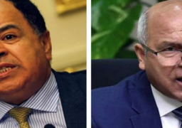 وزيرا النقل والمالية يصلان الخرطوم فى مستهل زيارة تستمر يومين