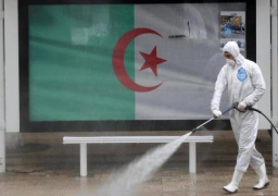 الجزائر تبقي على الإغلاق التام لحدودها بسبب تفشى كورونا