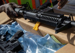 الداخلية العراقية تتسلم معدات عسكرية بأكثر من 18 مليون من التحالف