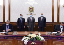 رئيس الوزراء يشهد توقيع عقد إنشاء أكبر مجمع للبتروكيماويات بالسخنة باستثمارات 7,5 مليار دولار