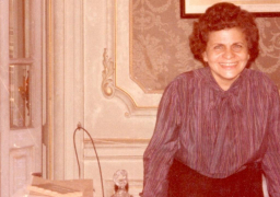 وزيرة الثقافة تنعى الدكتورة عواطف عبد الكريم أول سيدة مصرية تدرس الموسيقى بشكل اكاديمى