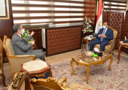 وزير التنمية المحلية يتابع مع محافظ الغربية معدلات تنفيذ المشروعات التنموية وبرنامج تطوير الريف المصري