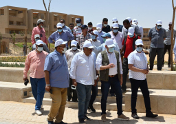 “الجزار” و”عطية” يتفقدان مشروعات الشريط النهرى السياحى بأسوان الجديدة