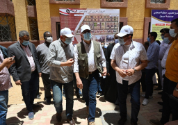 وزير الإسكان ومحافظ أسوان يتفقدان تطوير منطقة الصحابى غيرالآمنة بأسوان