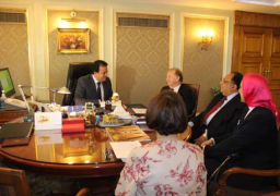 عبد الغفار يبحث التعاون العلمي وتوقيع اتفاقية مع”الجامعية للفرنكفونية”