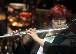 وزيرة الثقافة ترسل تهنئة موسيقية للشعب المصري والامة الاسلامية والزعيم عادل امام في صالون ثقافي نادر يبث لاول مرة